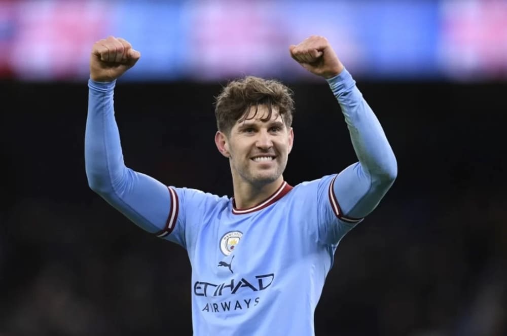 5. John Stones (Manchester City và Anh)