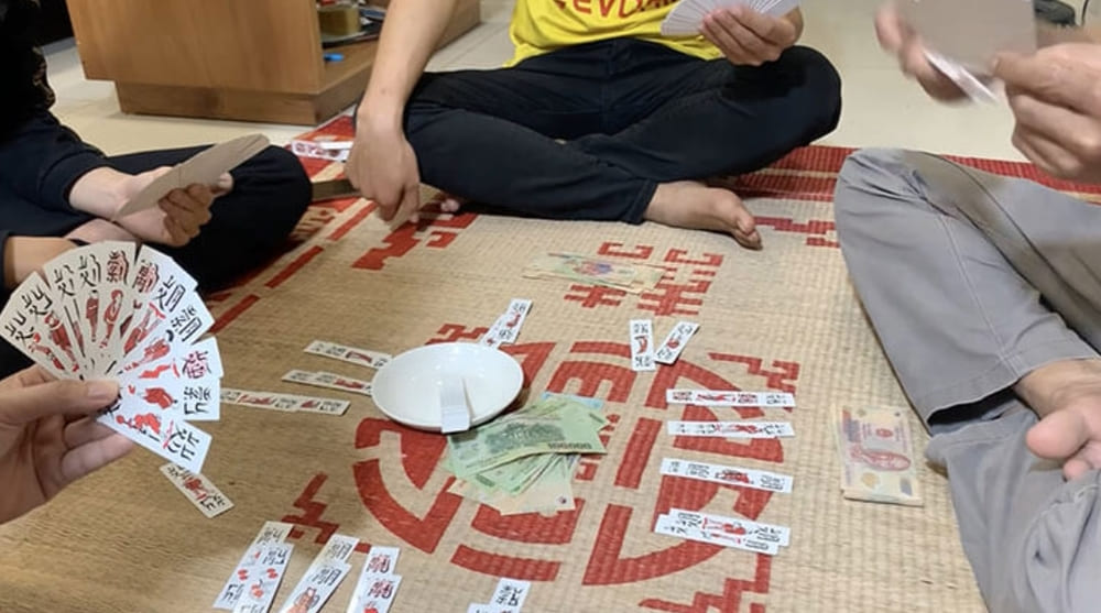 3. Ù Chờ